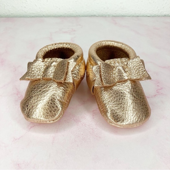 Freshly Picked baby shoes rose gold bow moccasin soft sole size 0 infant - Picture 12 of 12